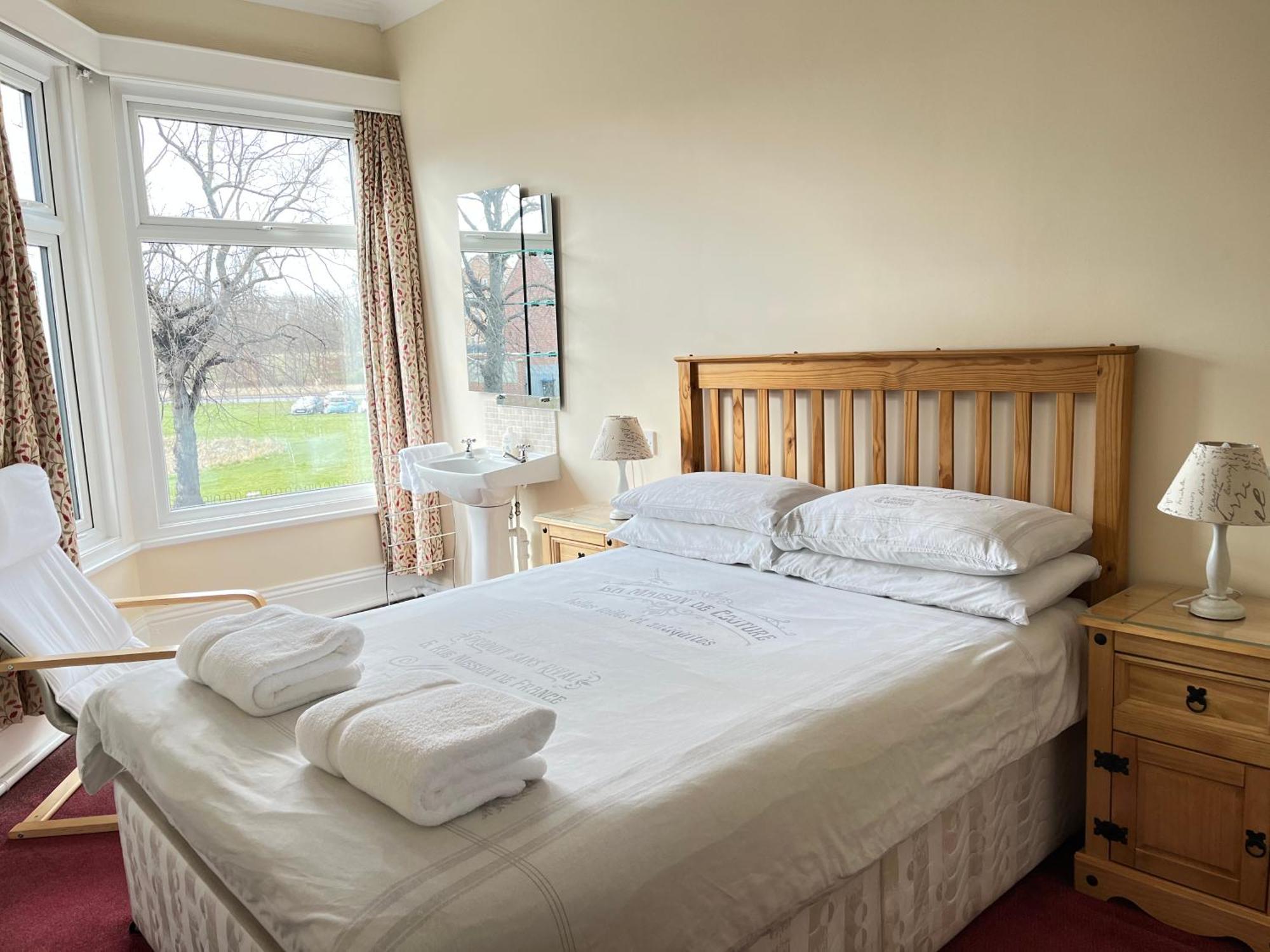 Chadwick Guest House Middlesbrough Bagian luar foto