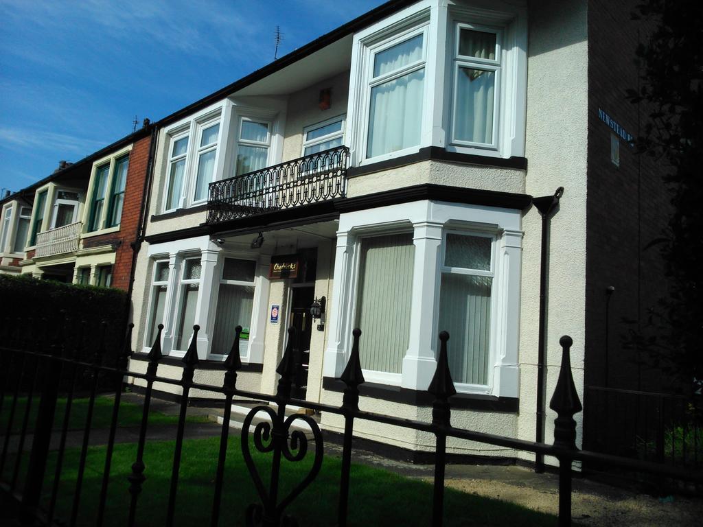 Chadwick Guest House Middlesbrough Bagian luar foto